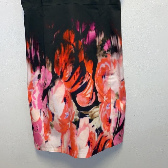 Elie Tahari Size 10 Black/Multicolor Floral Sheath Dress: 4918 - Picture 3 of 8